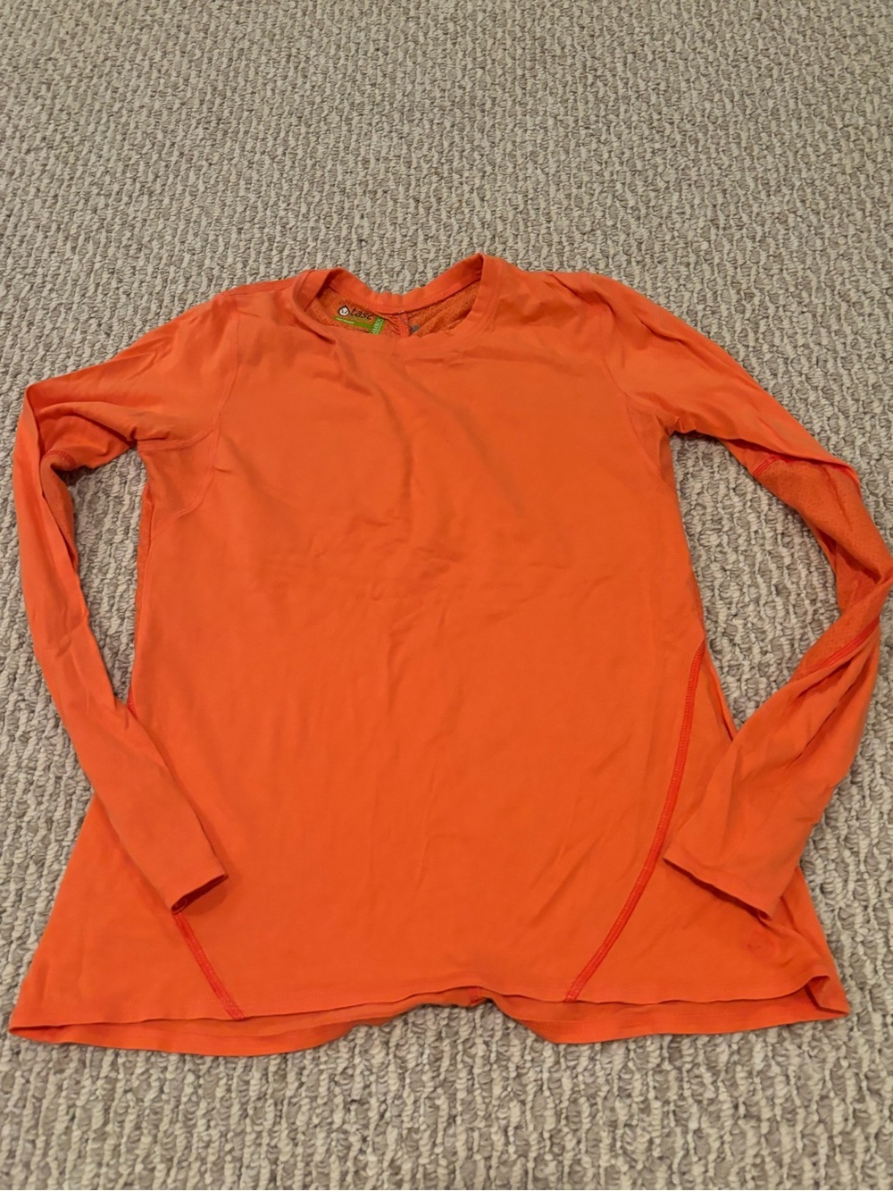 Tasc Bamboo Performance Womens Small Bright Orange Long Sleeve Top NOLA Shirt